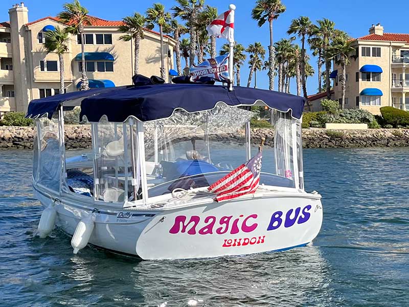 Sailboat transom boat name